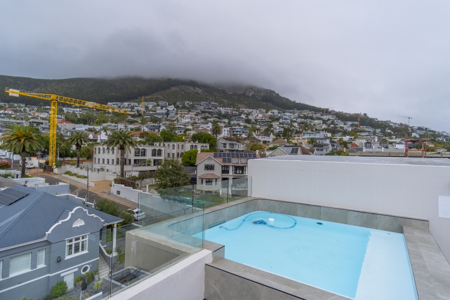 To Let 2 Bedroom Property for Rent in Fresnaye Western Cape